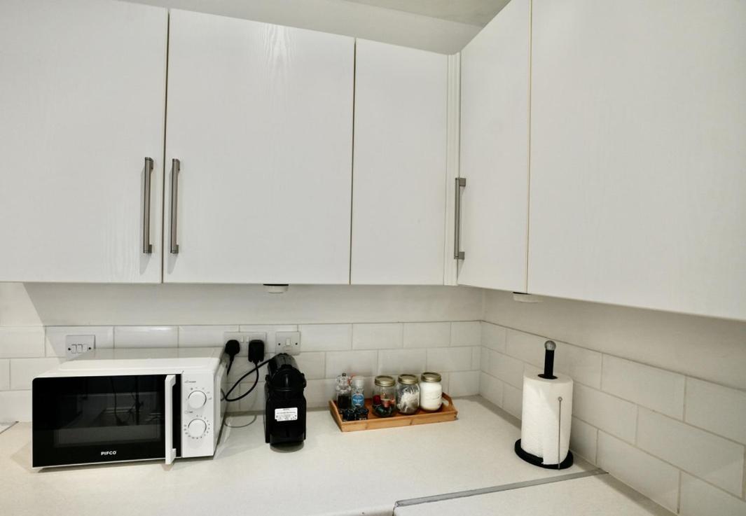 Spacious Two-Bedrooms House, Private Parking, Contractors, Relocators Оксфорд Экстерьер фото