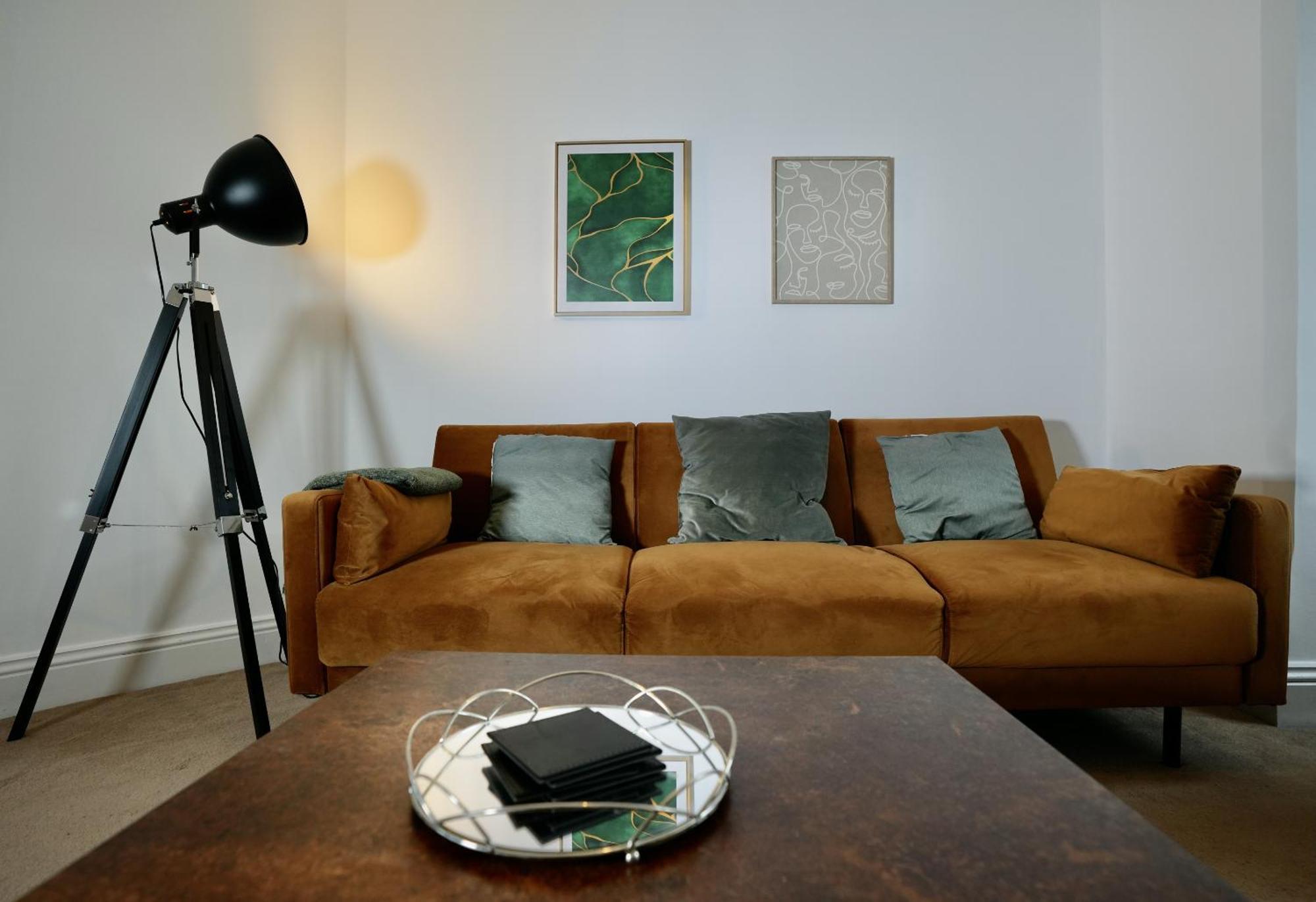 Spacious Two-Bedrooms House, Private Parking, Contractors, Relocators Оксфорд Экстерьер фото